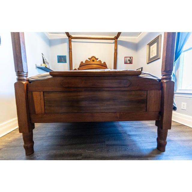 19th Century Texas Biedermeier High-Tester Bed | Galveston Origin | Solid Walnut | 170-Year Provenance | Antique Double/Full For Sale - Image 10 of 15