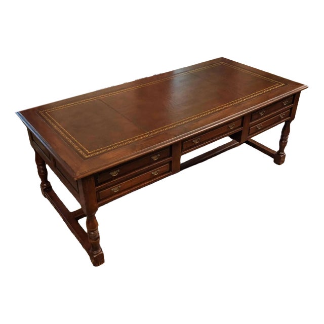 Large Antique Writing Desk in Oak and Leather For Sale