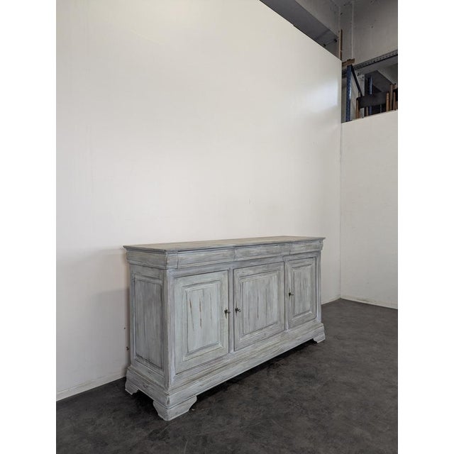 Louis Philippe Patinated Buffet, in Very Good conditions.