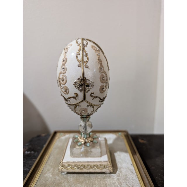 Fabergé-Style Vintage Devotional Goose Egg With Madonna & Child in Glass Display Case For Sale In Detroit - Image 6 of 8