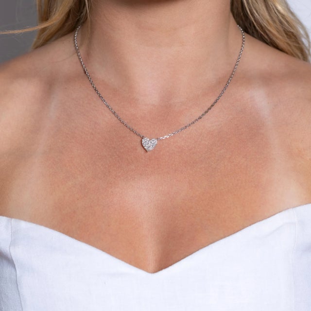 Modern Rocks With Soul White Gold Favorite Chain with Beautiful Diamond Heart For Sale - Image 3 of 6