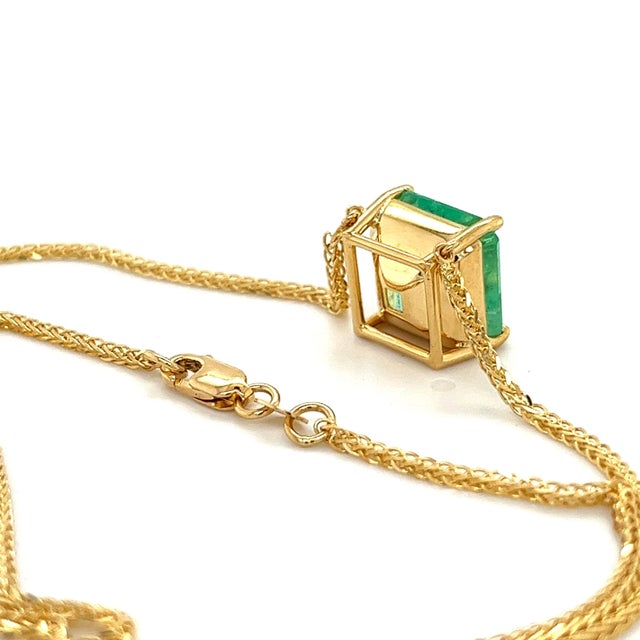 2010s Grs Certified 5.83 Carat Colombian Emerald in 18k Floating Solitaire Necklace For Sale - Image 5 of 10