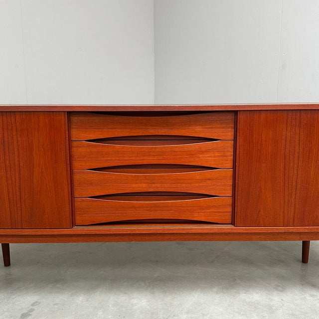 Arne Vodder Vintage Scandinavian Teak Sideboard, 1960s For Sale - Image 4 of 16