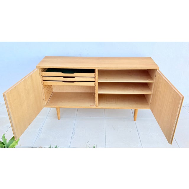 Danish Oak Sideboard by Carlo Jensen for Poul Hundevad, 1960s For Sale - Image 14 of 18