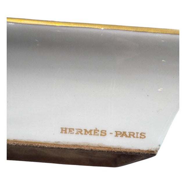 1990s Hermès Paris Vintage Orchid Porcelain Ashtray Vide-Poche in Pink and Gold, France For Sale - Image 5 of 6