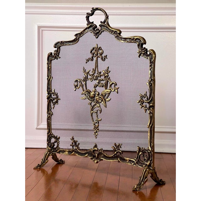 French French Louis XVI Style Brass Fireplace Screen With Aged Patina Finish, 20th Century For Sale - Image 3 of 16