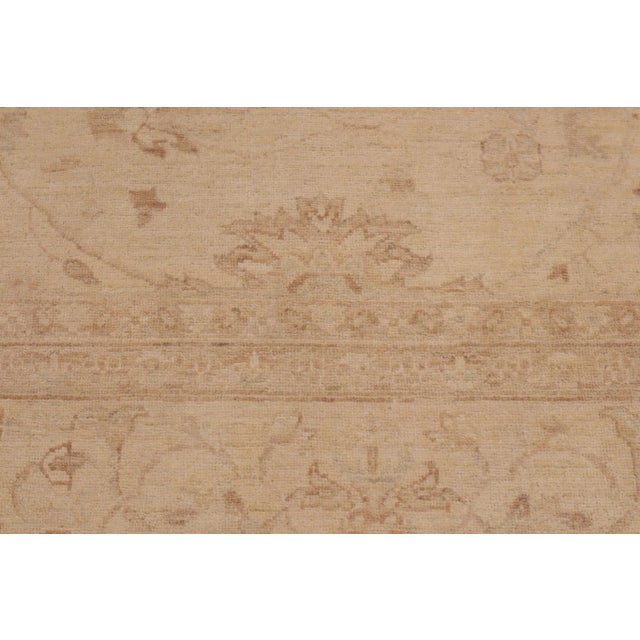 1990s Boho Chic Kafkaz Sun-Faded Lt. Tan/Tan Hand-Knotted Rug - 9'3 X 12'4 For Sale In New York - Image 6 of 9