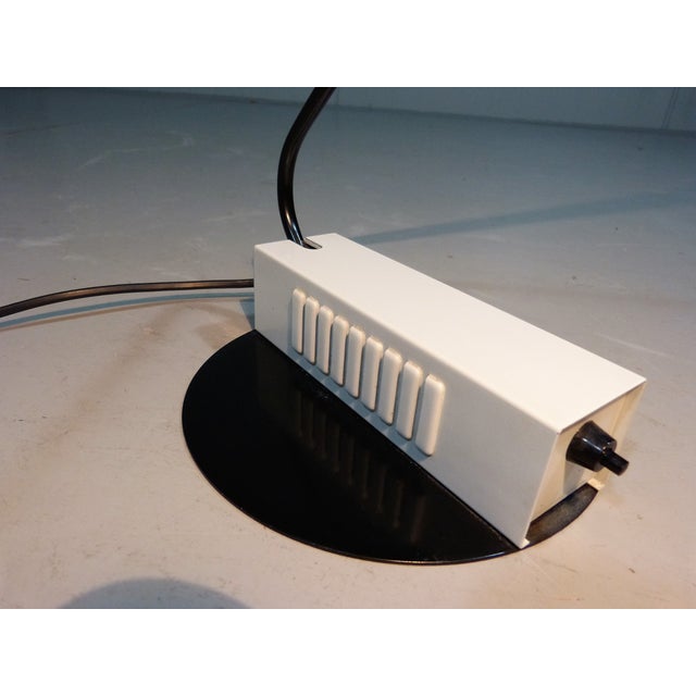 Italian Desk Lamp in White & Black, 1980s For Sale - Image 12 of 15