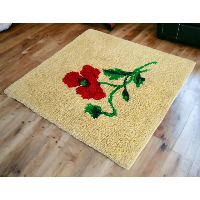 This exceptional 1980s hand-knotted Turkish rug showcases the bold, expressive nature of Anatolian village weaving....