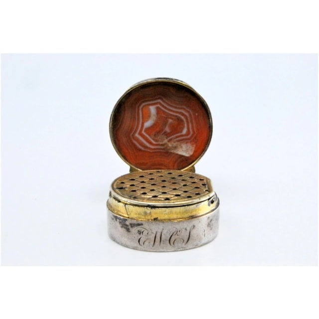 Gold Silver and Gold Vinaigrette Box with Stone Lid For Sale - Image 8 of 11