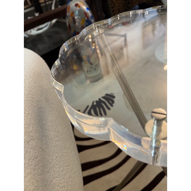 Scalloped Edge Lucite and Silver Finish Round Side Table For Sale In Miami - Image 6 of 9