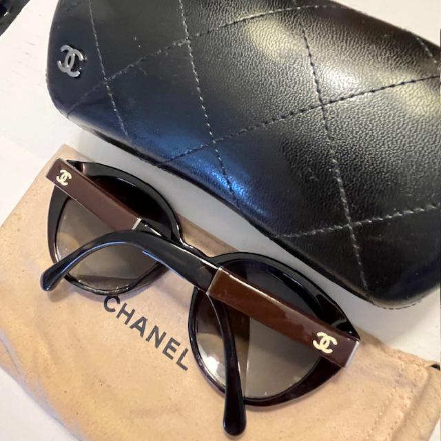 2010s Vintage Chanel Polarized Tortoise Sunglasses For Sale - Image 5 of 12