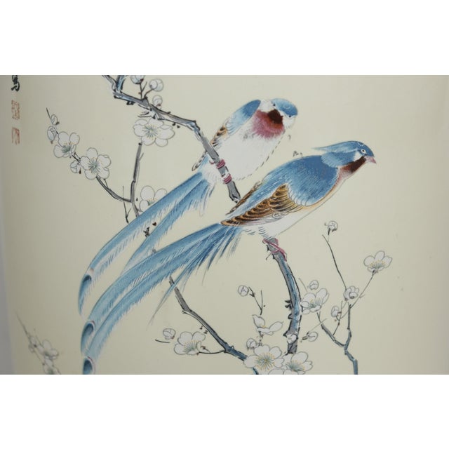 Late 20th Century Chinese Hand Painted Ceramic Table Lamp For Sale - Image 5 of 6