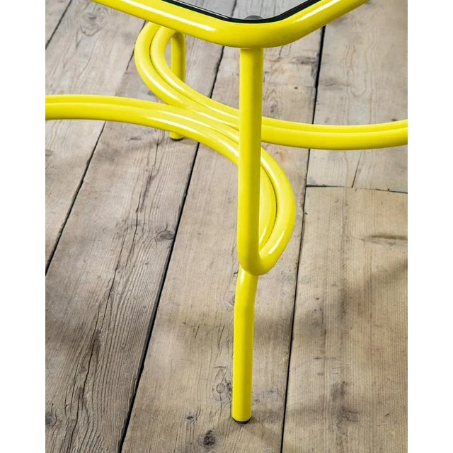 The set of 4 chairs belonging to the same collection is available I have official proof of authenticity such as vintage...