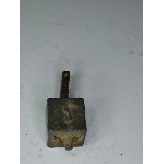 Gray Antique Lead Dreidels Excavated From Uman, Ukraine - Late 19th/Early 20th Century Jewish Hanukkah Artifacts For Sale - Image 8 of 18