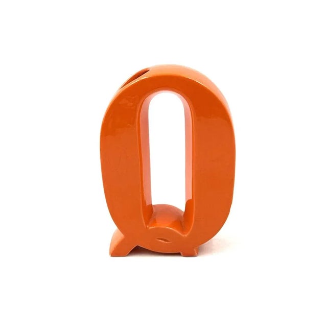 Ceramic Space Age Orange Q Letter Shaped Ceramic Solifleur Vase by Marcel Radureau, 1970 For Sale - Image 7 of 12
