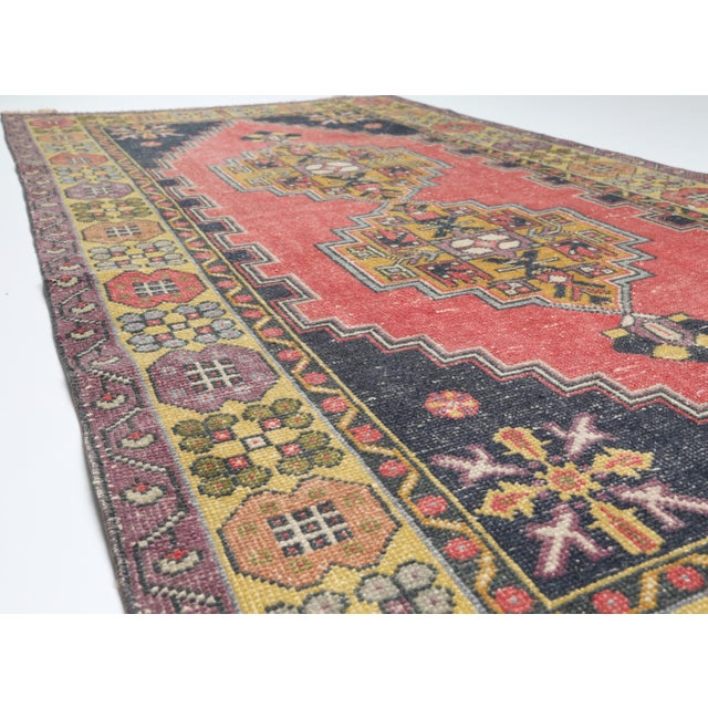 Anatolian Village Taspınar Rug – Red Field & Geometric Detailing -3' 7'' X 6' 11'' For Sale - Image 4 of 9