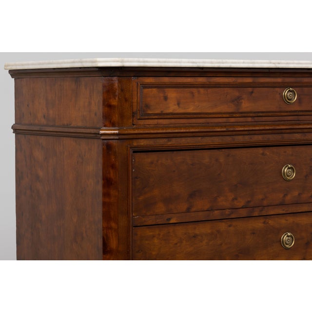 19th Century French Louis Philippe Burl Walnut Commode W/ Carrara Marble For Sale - Image 12 of 18