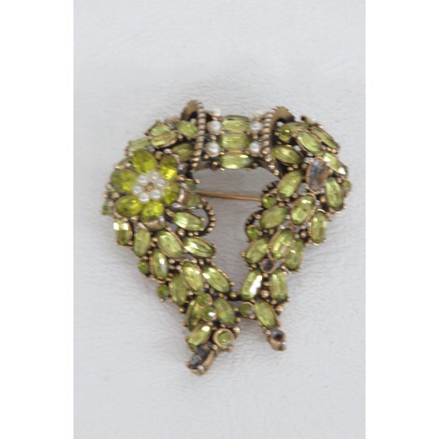 Hollycraft Floral Spring Series 1950s Metal Pin Brooch Green Rhinestones 5196b For Sale In Miami - Image 6 of 14