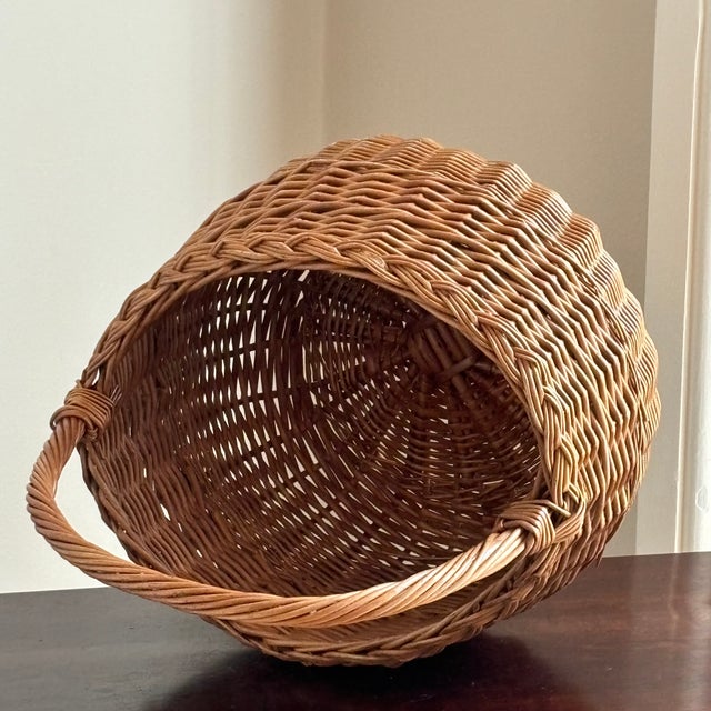 Mid 20th Century Mid-20th Century Round French-Style Gathering / Market Basket For Sale - Image 5 of 18