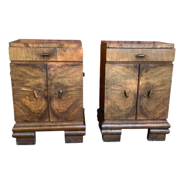 Austrian Art Deco Chests in Walnut Veneer, 1920s, Set of 2 For Sale