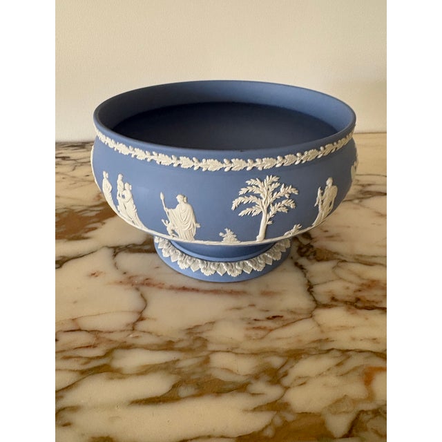 Mid 20th Century Vintage Wedgwood Imperial Centerpiece Pedestal Bowl in Augurs Motif For Sale - Image 5 of 12