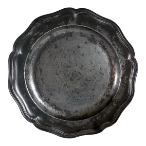 Large Continental Pewter Wavy Edge Multi-reed Plate