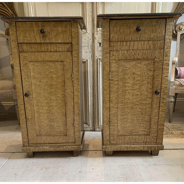 Swedish Bedside Cabinets in Painted Wood, 1900s, Set of 2 For Sale - Image 12 of 12