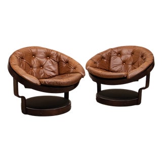 Leather Convair Swivel Chairs attributed to Oddmund Vad for Vad Trevarefabrikk, 1970, Set of 2 For Sale