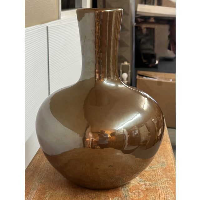 Martino Interiors Contemporary Ceramic Bottle Vase For Sale In San Francisco - Image 6 of 12