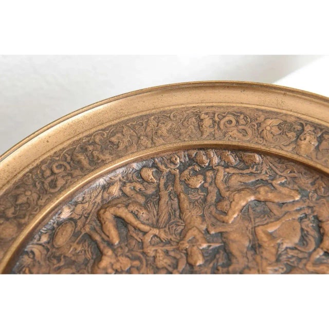 Copper Antique Tazza Grand Tour Amazonian Battle Scene Bronze For Sale - Image 8 of 11
