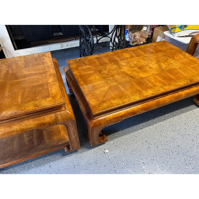 Wood 1970s Vintage Henredon / Thomasville Style Burl Wood Ming Coffee Table Set (3-Piece) For Sale - Image 7 of 13