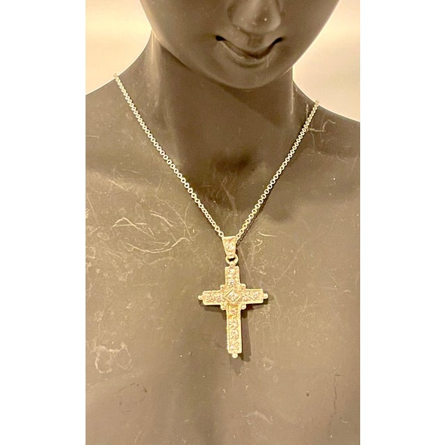 White Diamond Cross Pendant with White Gold Necklace 18 Karat White Gold For Sale - Image 11 of 18