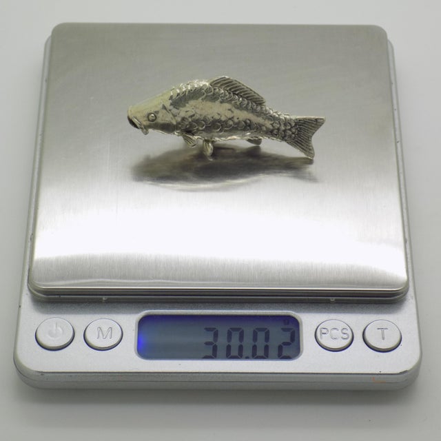 Vintage Italian Heavy Carp Fish Miniature Figurine in Silver 800, Arezzo, 1970s For Sale - Image 9 of 12