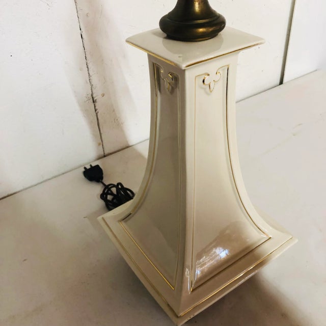 Mid-Century Modern Mid Century Porcelain Obelisk Table Lamp For Sale - Image 3 of 8