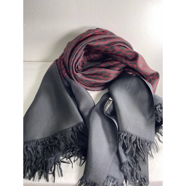 Hermès Hermès Soie Stole Rouge Et Noir Homme For Sale - Image 4 of 9