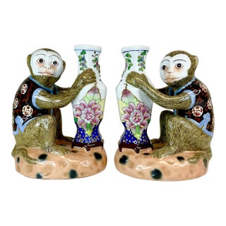 1960s Vintage Chinoiserie Hollywood Regency Majolica Monkey Tobacco Leaf Vases, Large Scale - A Mirrored Pair For Sale