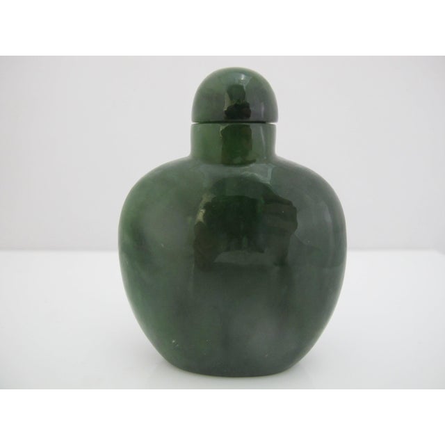 Antique Chinese Spinach Green Jade Snuff Bottle For Sale - Image 4 of 9