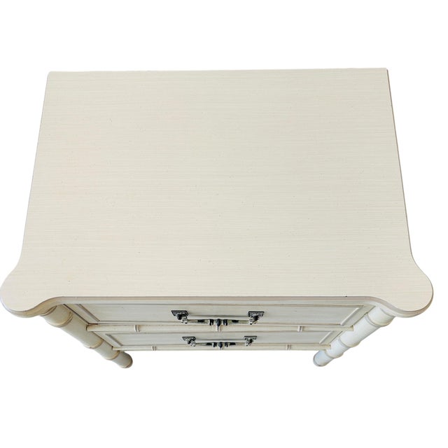 Mid-Century Modern Vintage Henry Link Bali Hai Faux Bamboo Nightstand – Original Cream Finish For Sale - Image 3 of 12