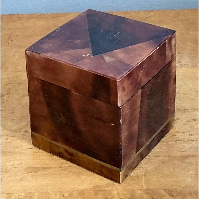Mid-Century Modern Vintage Lacquered Horn Accent Box For Sale - Image 3 of 13