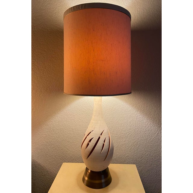 Mid-Century Modern Tall Mid Century Modern White Ceramic Table Lamp With Flame Design Circa 1960s For Sale - Image 3 of 9