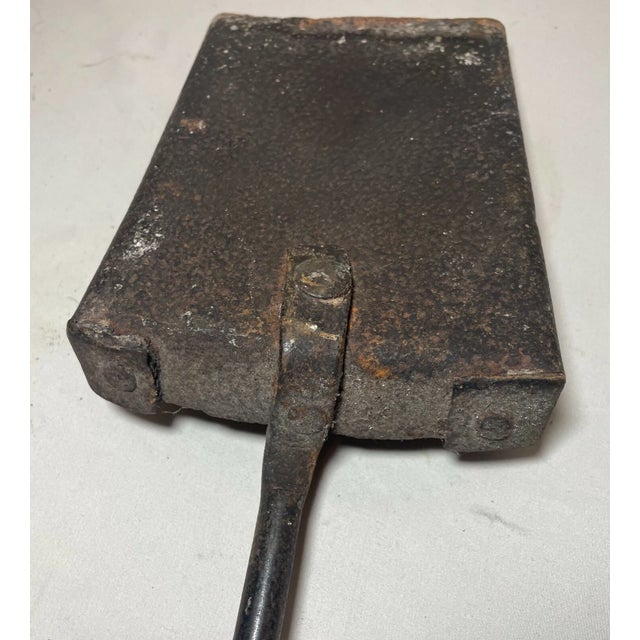 Antique 18th Century Wrought Iron Turned Brass Dutch Fireplace Shovel Tool 1700s For Sale - Image 9 of 10