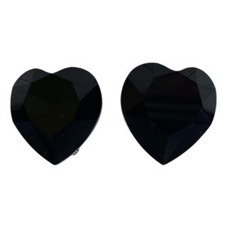 Vintage Faux Black Onix Heart Shape Clip- On Earrings For Sale