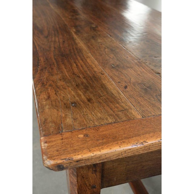 18th Century French Farmhouse Dining Table in Oak and Fruitwood For Sale - Image 9 of 14
