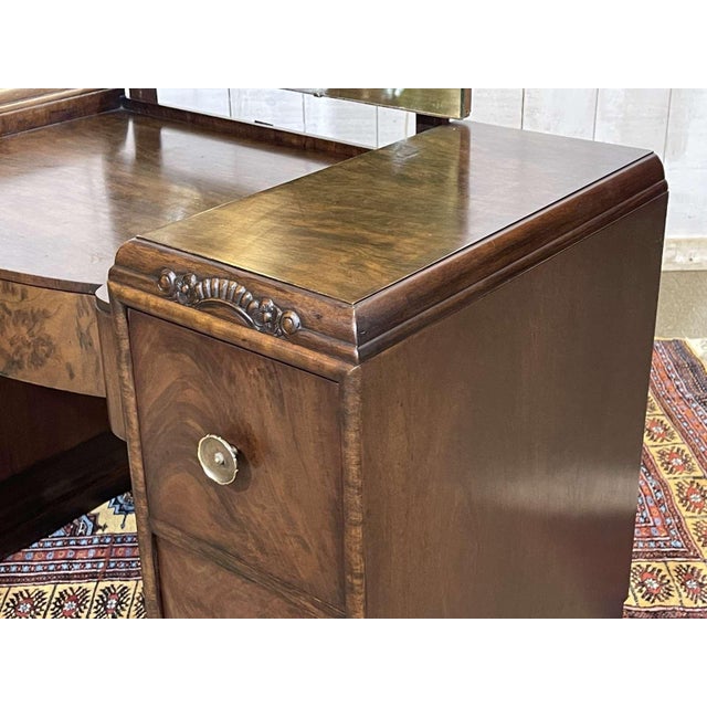 Art Deco English Dressing Table in Walnut, 1930s For Sale - Image 16 of 18