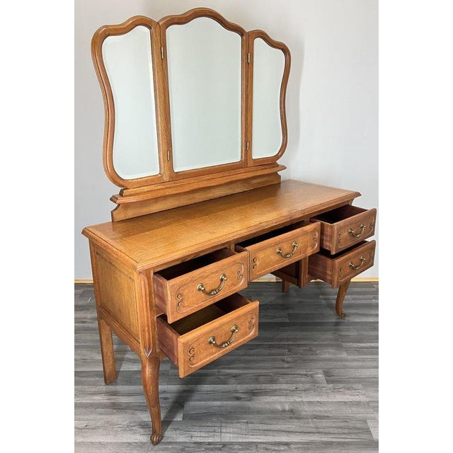 Vintage French Louis Style Oak Dressing Table with Mirror For Sale - Image 11 of 12