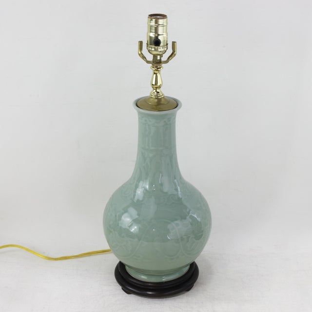 Pair of Vintage Celadon Green Porcelain Table Lamps Incised Floral Motif With Rosewood Bases For Sale - Image 4 of 16