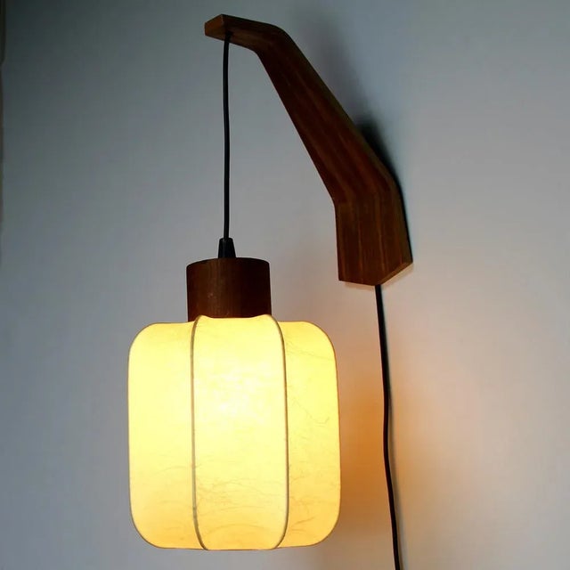 Beige Extendable Wall Light with Screen in Cocoon Style by Achille Castiglioni For Sale - Image 8 of 8