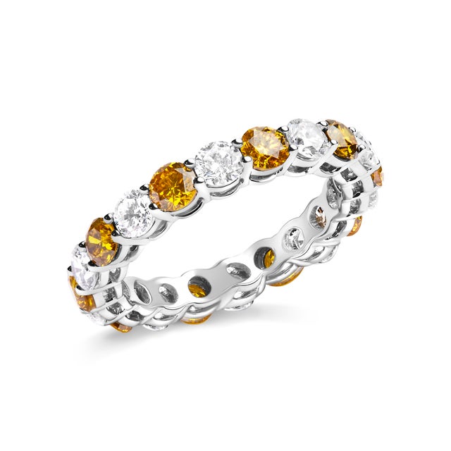 Contemporary 14K White Gold 3.00 Cttw Alternating White and Yellow Lab-Grown Diamond Eternity Band Ring (F-G Color, VS1-VS2 Clarity) - Size 6.5 For Sale - Image 3 of 6