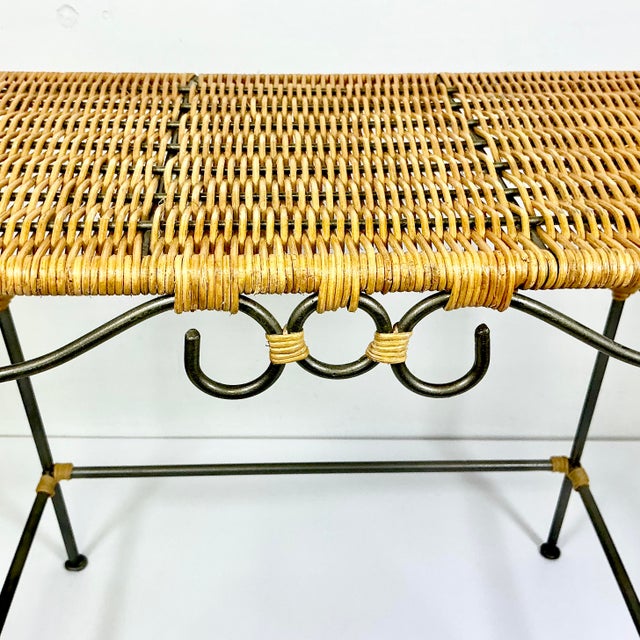 1970s Vintage Boho Chic Coastal Arts & Crafts Wicker and Steel Side Table. For Sale - Image 9 of 15